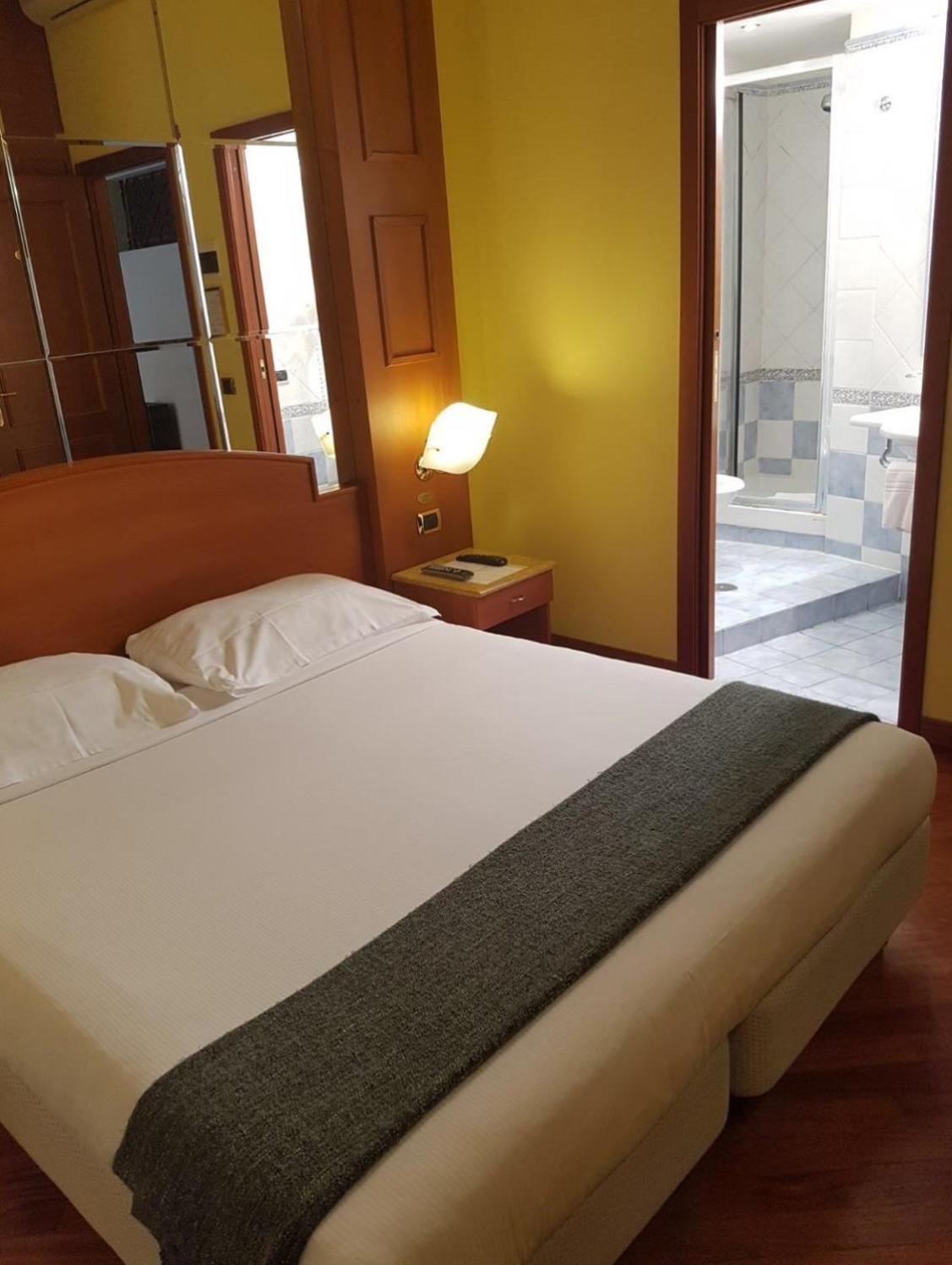 Bed and Breakfast 69 Manin Termini Roma Exterior foto
